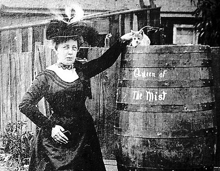 0611_niagara-falls-story5-e1339512408634